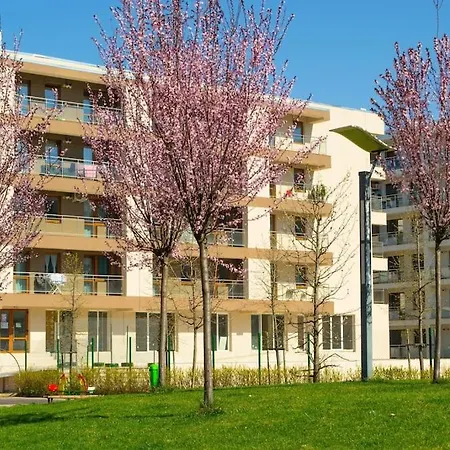 Apartment Solar 50, Private Parking, 2 Bedroom Bucharest Exterior photo